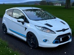 2011 FORD FIESTA ZETEC S – 1.6 PETROL – WHITE >>--NO VAT ON HAMMER--<<