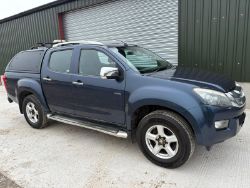 2015 ISUZU D-MAX UTAH 2.5 TWIN TURBO AUTOMATIC PICKUP – 1 OWNER