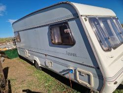 1997 COMPASS IMAGE 4-BERTH FIXED BED TOURING CARAVAN >>--NO VAT ON HAMMER--<<