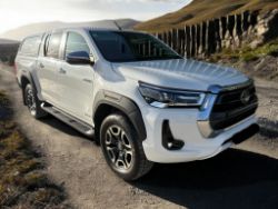 2021 TOYOTA HILUX INVINCIBLE D-4D 4WD DOUBLE CAB – 1 OWNER