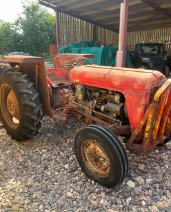 MASSEY FERGUSON 35 TRACTOR