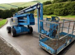2014 GENIE Z-60/34 20M 4X4 DIESEL CHERRY PICKER / ACCESS PLATFORM