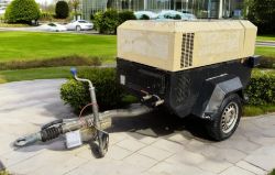 DOOSAN 7/41 ROAD TOWABLE COMPRESSOR
