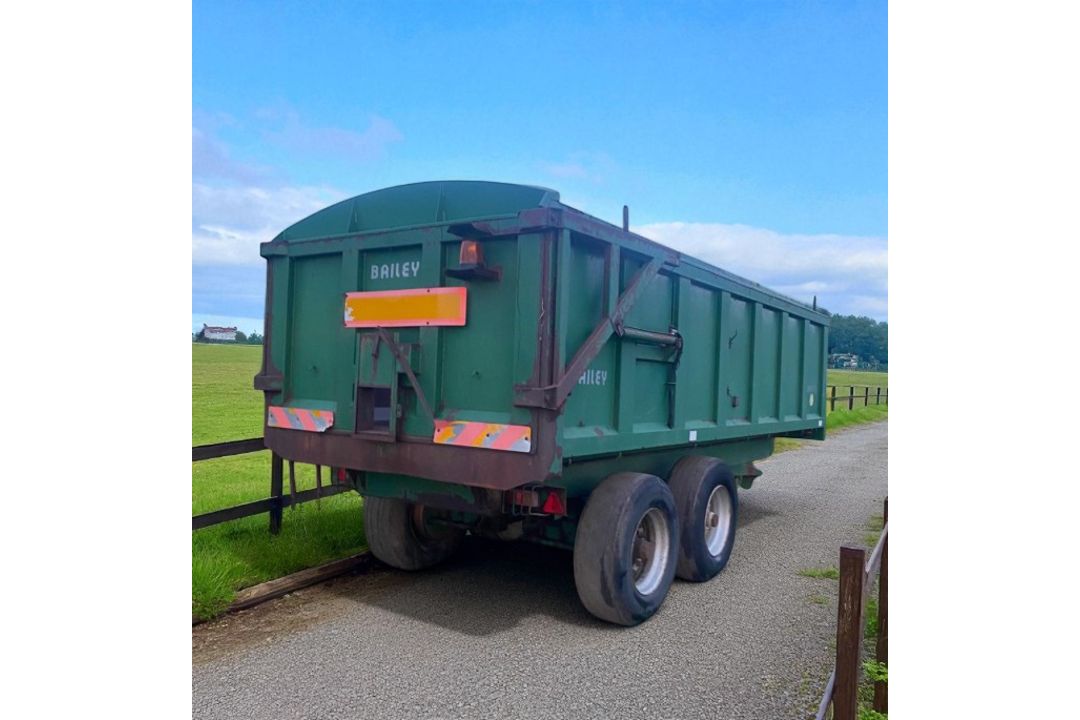 BAILEY 14 TON GRAIN TRAILER - Image 3 of 6