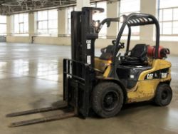 CAT LIFT TRUCKS GP30N LPG FORKLIFT