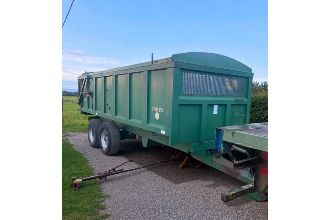 BAILEY 14 TON GRAIN TRAILER - Image 1 of 6