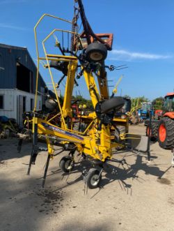 2022 NEW HOLLAND 690 6-ROTOR TEDDER – HARDLY USED