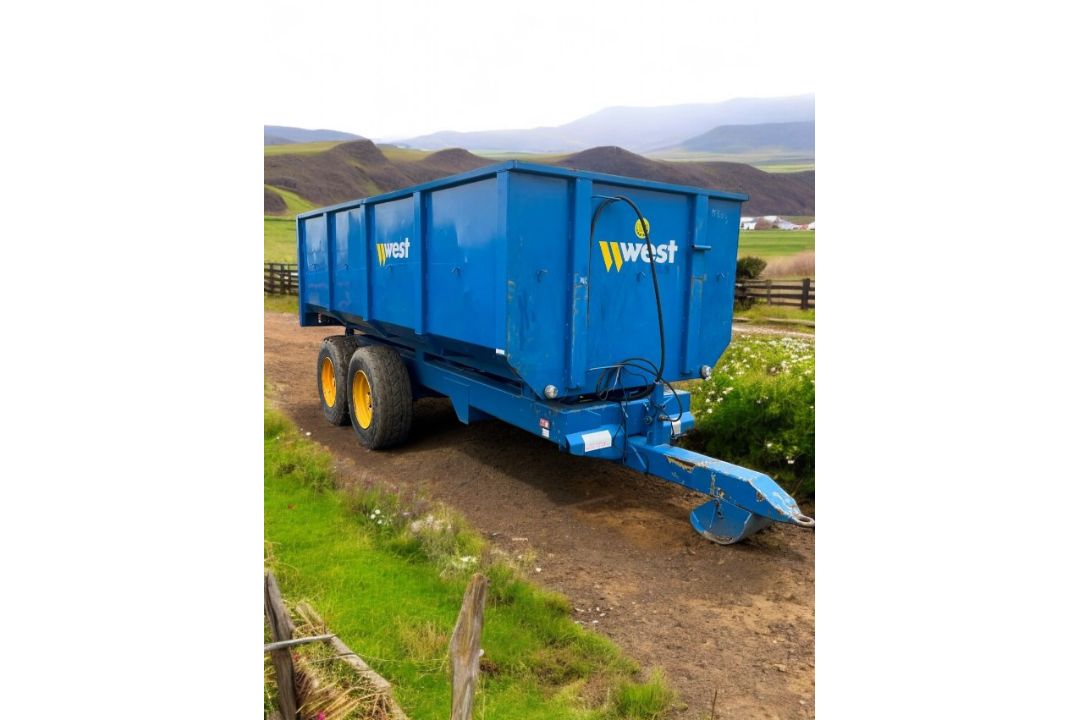 WEST 10 TON GRAIN TRAILER - Image 1 of 6