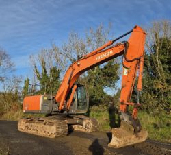 HITACHI ZX210LC-3 EXCAVATOR