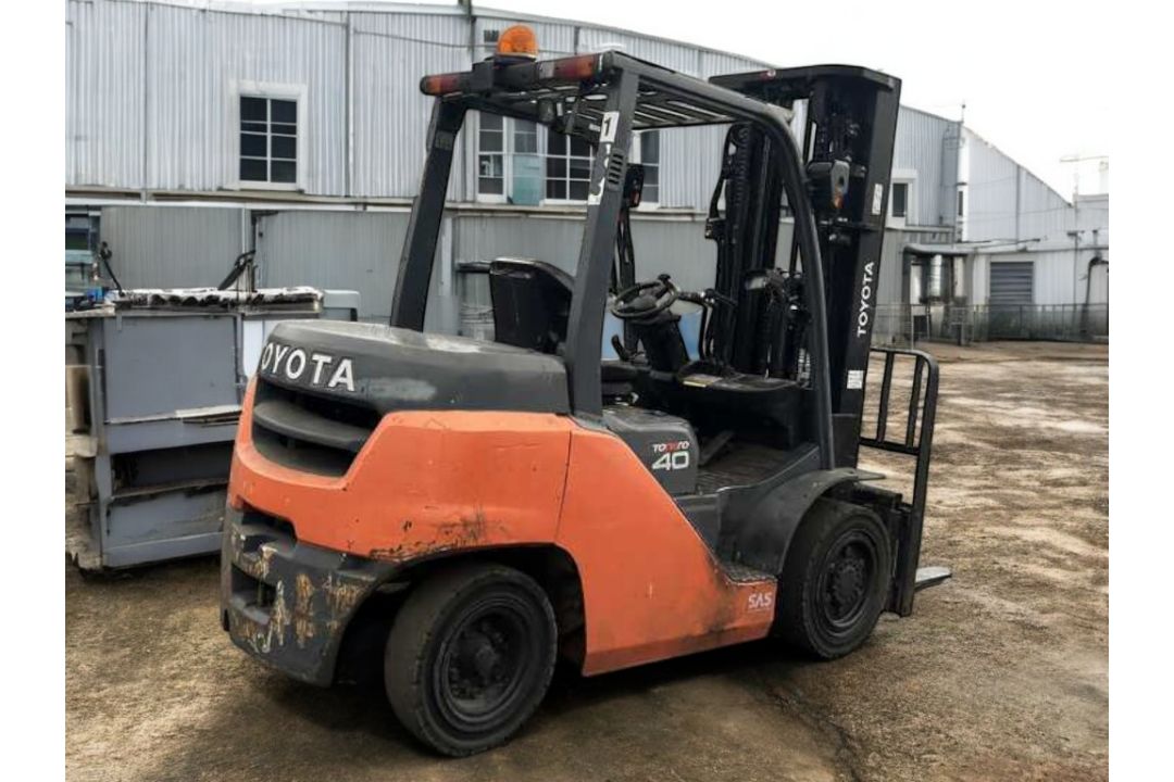 TOYOTA 40-8FD35N DIESEL FORKLIFT - Image 5 of 6
