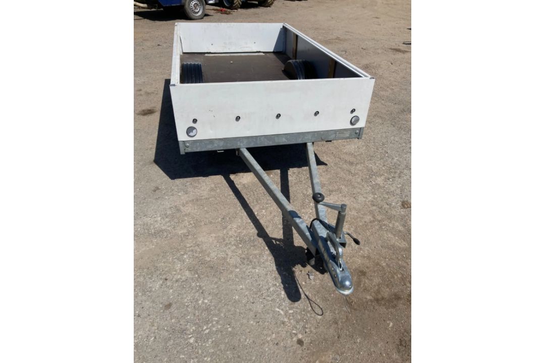 LIGHTWEIGHT UNBRAKED CAR TRAILER - Image 3 of 7