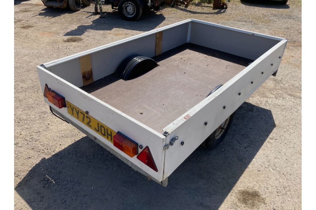 LIGHTWEIGHT UNBRAKED CAR TRAILER - Image 5 of 7