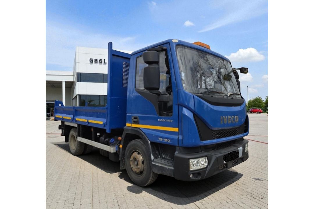 2017 IVECO EUROCARGO 75-160 DROPSIDE TIPPER – 7.5 TON – AUTO - Image 2 of 16