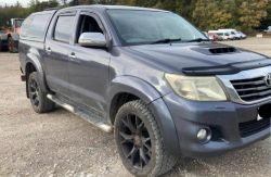 2014 TOYOTA HILUX INVINCIBLE D-4D 4X4 DOUBLE CAB PICKUP