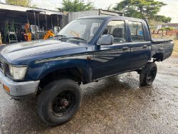 1997 TOYOTA HILUX 2.4 DIESEL (NON-TURBO) – CLASSIC PICKUP