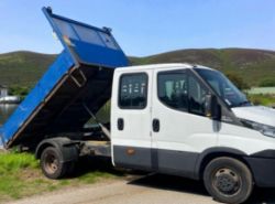 **(ONLY 76K MILEAGE)** 2017 IVECO DAILY 35C14 CREWCAB TIPPER | EURO 6 | MANUAL GEARBOX | 7 SEATS