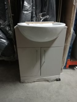 BATHROOM VANITY SET SINK AND TAP SPARES OR REPAIR