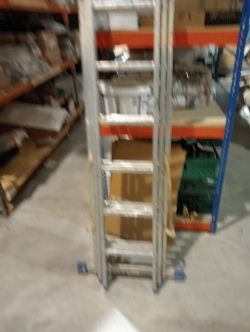 6 FOOT HIGH 3 TIER LADDERS
