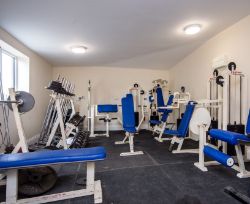 COMMERCIAL GYM EQUIPMENT