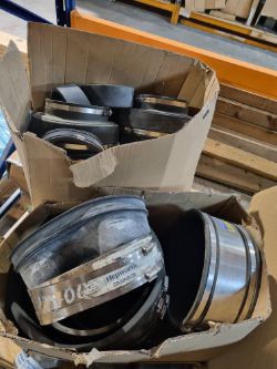 FLEXSEAL DRAINAGE COUPLING CONNECTORS JOBLOT APPROX 30 ITEMS