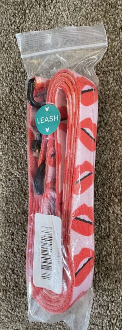 200 X BRAND NEW FRENCHIES LEASHES & COLLARS