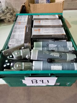 MIXED DIY TOOLS HOME PLUMBING ELECTRICAL B JOBLOT CRATE IDEAL RESELLERS B91
