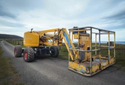 GENIE Z45/25 ARTICULATED BOOM LIFT MANLIFT