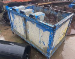 FORKLIFT TIPPING DROP BOTTOM SKIP