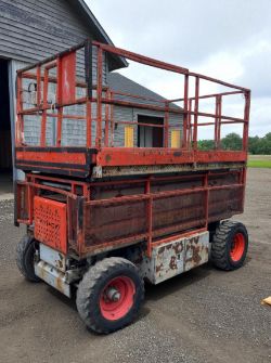 SKYJACK SJ7135 SCISSOR LIFT – DIESEL – 12.7M WORKING HEIGHT