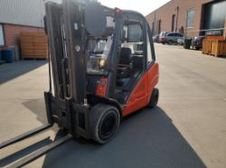 LINDE H35D-02 DIESEL FORKLIFT – 3.5 TONNE LIFT – TRIPLE MAST – CONTAINER SPEC