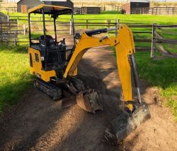 2018 JCB 15C-1 1.5T MINI EXCAVATOR / DIGGER