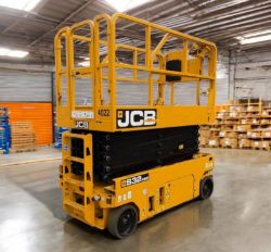 2019 JCB S3246E 12M ELECTRIC SCISSOR LIFT – ONLY 139 HOURS!