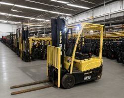 **(INCLUDES CHARGER)**2019 HYSTER J1.6XNT ELECTRIC 3-WHEEL FORKLIFT