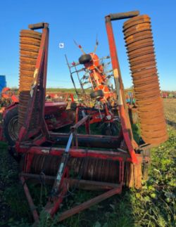 VÄDERSTAD 6M HYDRAULIC FOLDING ROLLERS