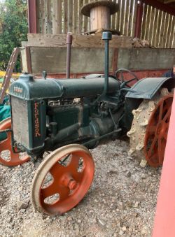 FORDSON STANDARD N TRACTOR