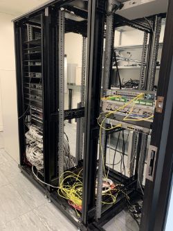 NETWORK RACKING CABINET 90X200X60 DEEP
