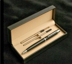 LUXURY METAL SIGNATURE PEN SET – ELEGANT BALLPOINT PEN WITH STYLISH GIFT BOX