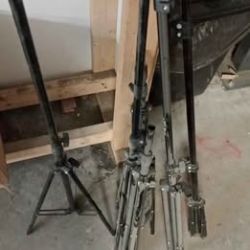 PHOTO STUDIO LIGHTS X 8 KSHIOE WITH STANDS