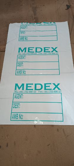 PACKS OF 300--- LARGE WHITE BAGS 148×92CM