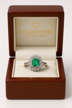 1.50CT DIAMOND & 1.50CT EMERALD DRESS RING 18CT WHITE GOLD. SIZE L 1/2 INSURANCE VALUE CERT £6990