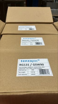 1 X PALLET WITH GRIP SEAL BAGS POLYTHENE STANDARD DUTY 200 X 275MM (8