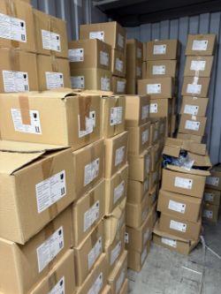 MASSIVE JOBLOT APPROX 9,500 WATER BOTTLE LIDS ONLY
