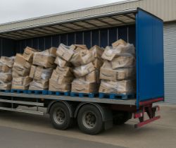 TRUCKLOAD - AMAZON GENERAL MIX HOUSEHOLD ELECTRICAL FURNITURE RETURNS CHOSEN AT RANDOM