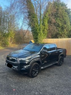 2021 TOYOTA HILUX INVINCIBLE X D-4D 4WD DCB AUTOMATIC – BLACK