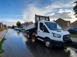 **(ONLY 68K MILEAGE)** FORD TRANSIT 350 LEADER ECOBLUE TIPPER