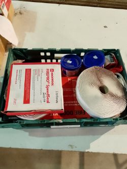MIXED DIY TOOLS HOME PLUMBING ELECTRICAL B JOBLOT CRATE IDEAL RESELLERS B60