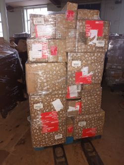18 X CHRISTMAS TREE JOBLOT