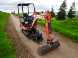 KUBOTA KX015-4 1.5T MINI EXCAVATOR