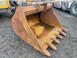 STRICKLAND HEAVY DUTY DIGGING BUCKET