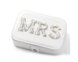 WHITE “MRS” JEWELLERY BOX – BRIDAL GIFT, PEARLS & RHINESTONES, TRAVEL CASE